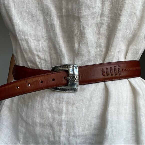 Vintage Women’s 90s Onyx by Brighton Brown Tan Leather Western Cowgirl Belt - Picture 3 of 9